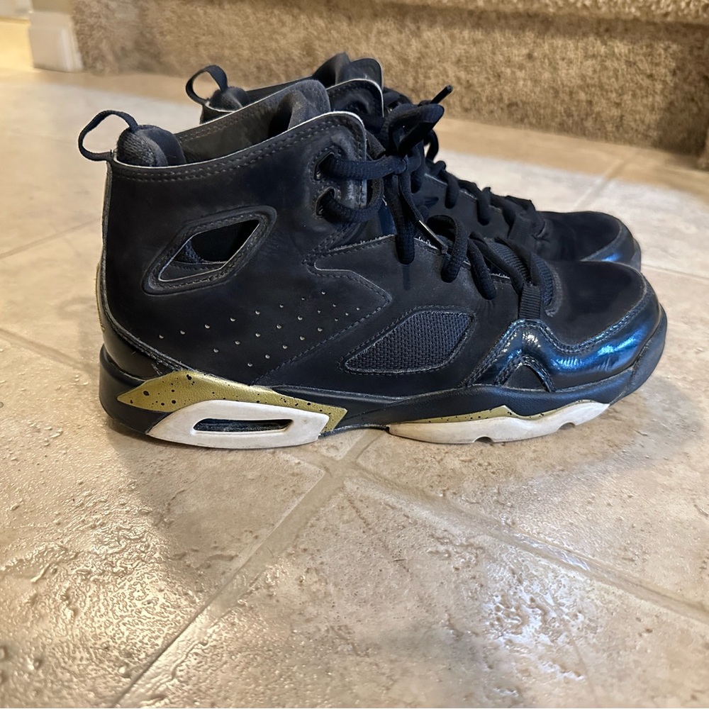 Jordan 6.5Y/7.5W